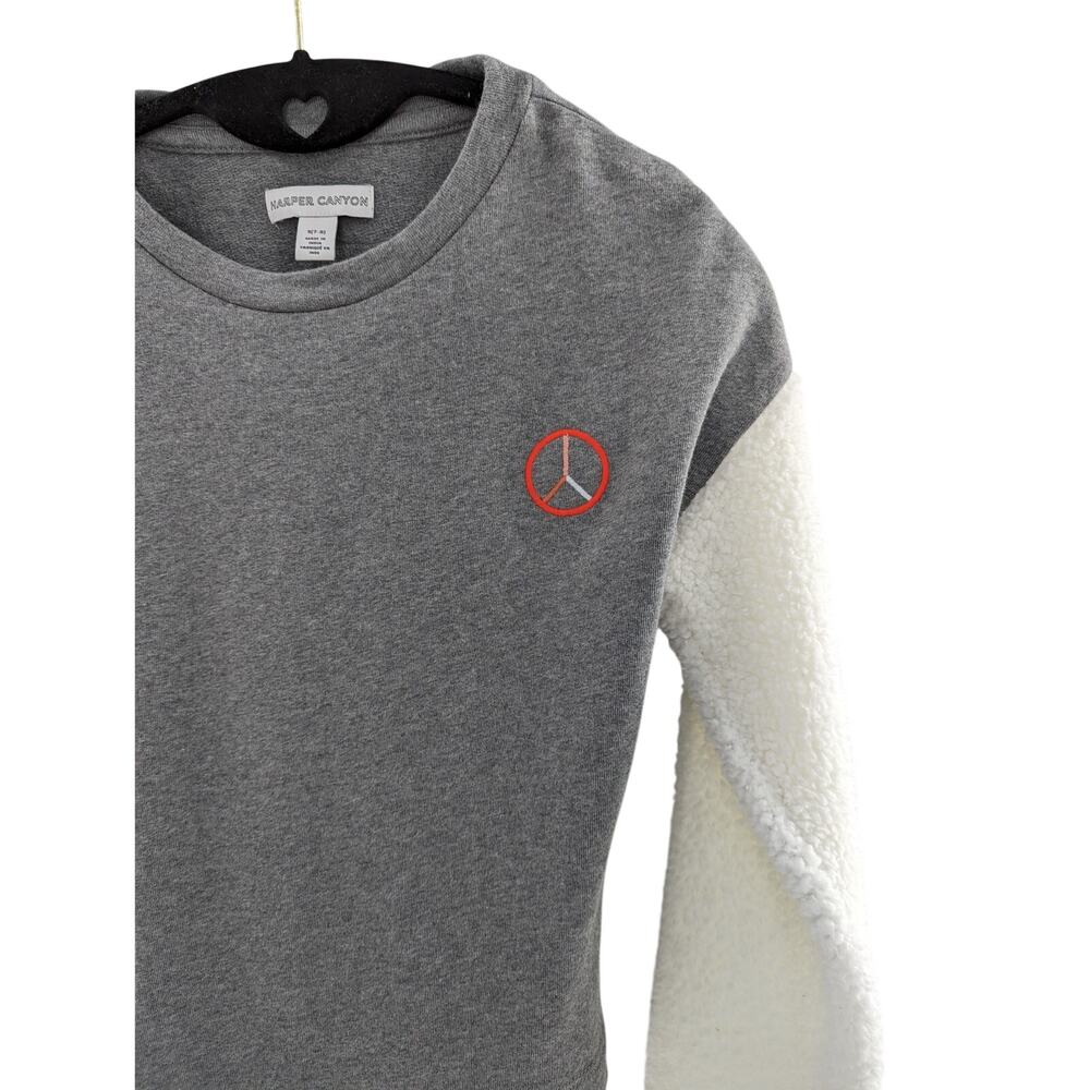 Girls Gray Peace Sweatshirt Colorblock Harper Canyon Size 7/8 - Picture 2 of 7